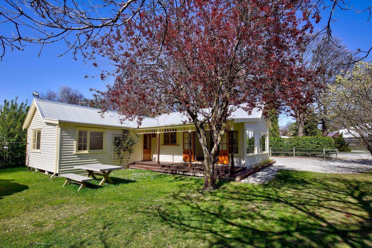 Aberdeen Cottage - Nestled In The Heart Of Arrowtown - New! Exterior photo