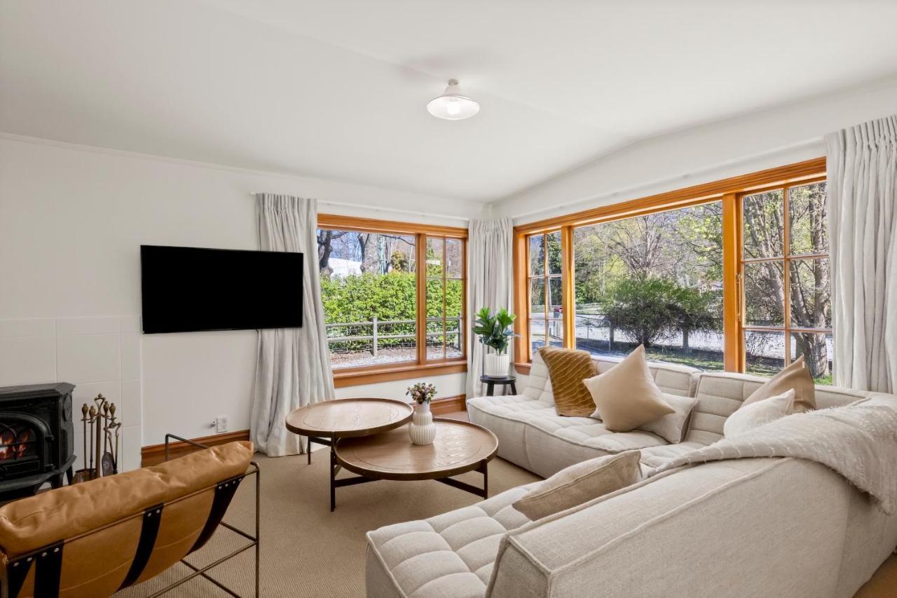Aberdeen Cottage - Nestled In The Heart Of Arrowtown - New! Exterior photo