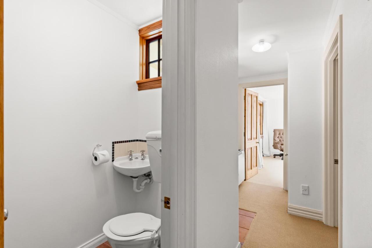Aberdeen Cottage - Nestled In The Heart Of Arrowtown - New! Exterior photo
